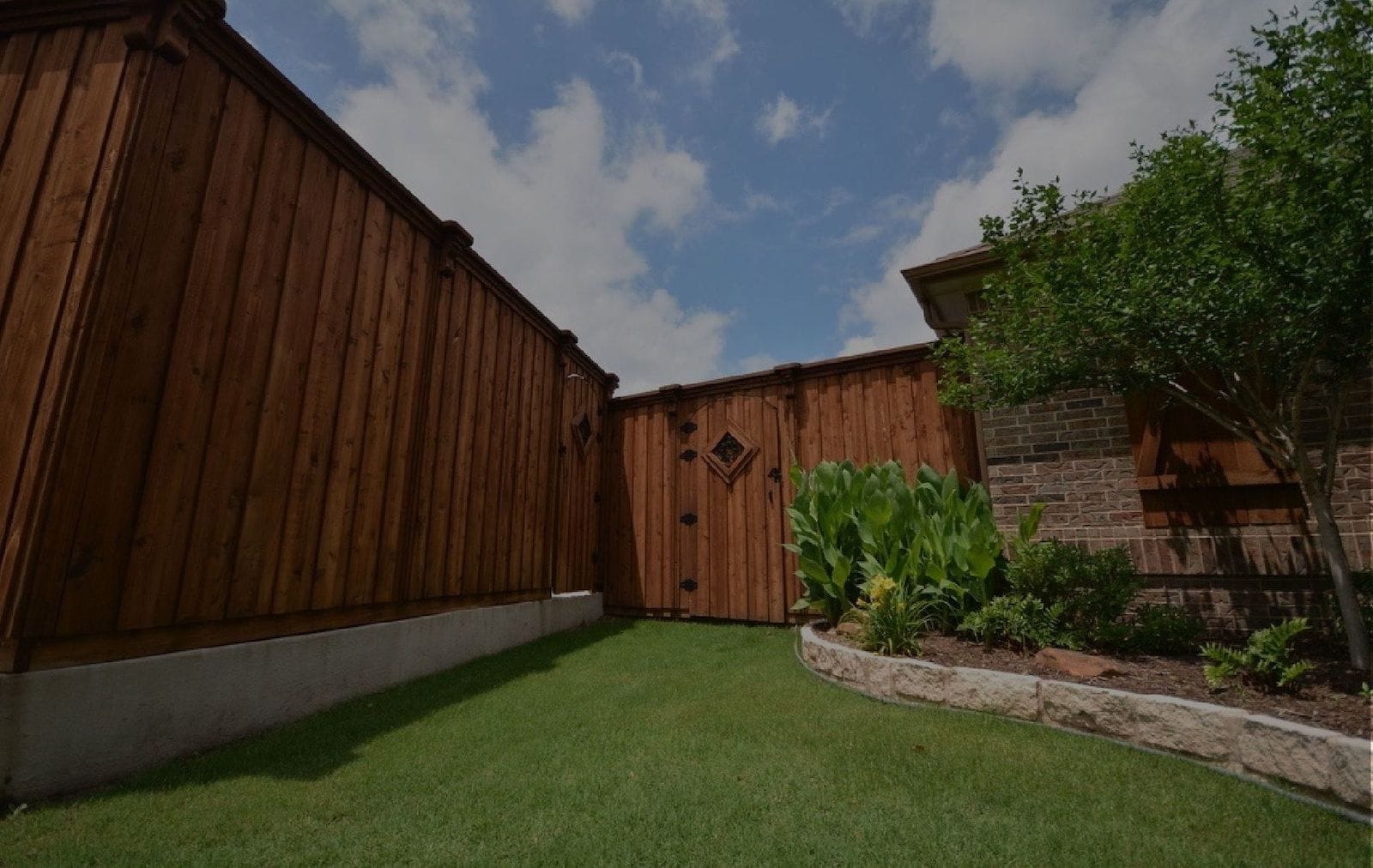 Wood Fence Installer, Texas Best Fence & Patio