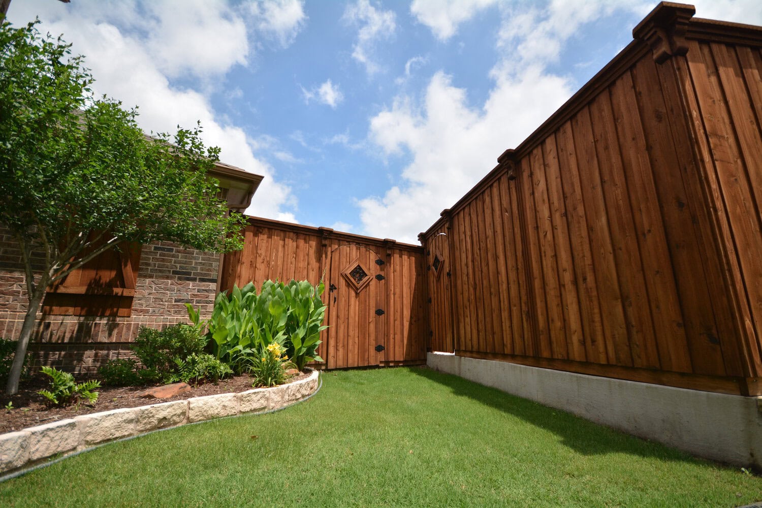 Wood Fence Repair and Replacement